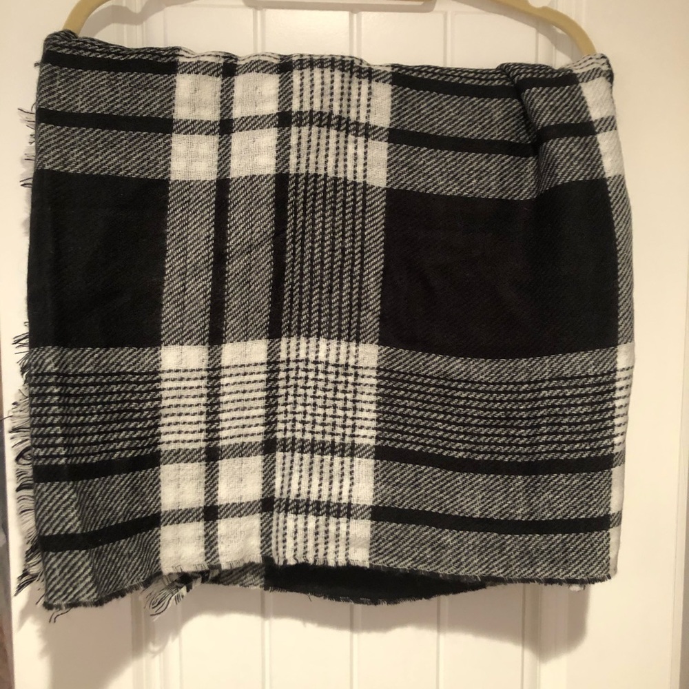 Reversible Blanket Scarf